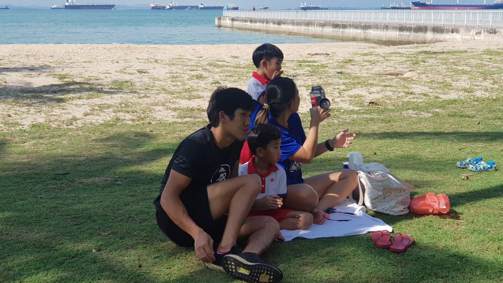 Beach clean up cum Father's day celebration — photo 2