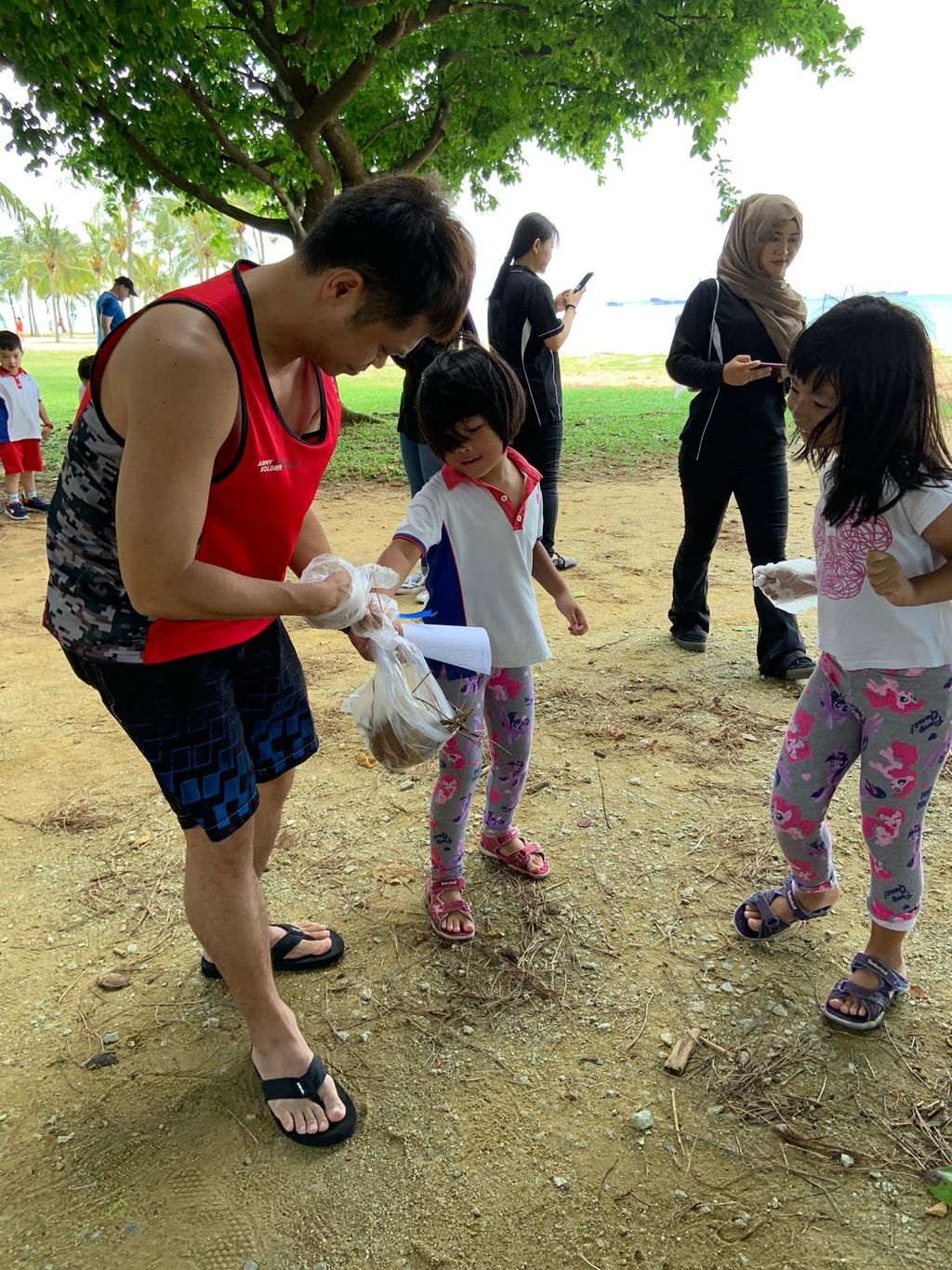 Beach clean up cum Father's day celebration — photo 3
