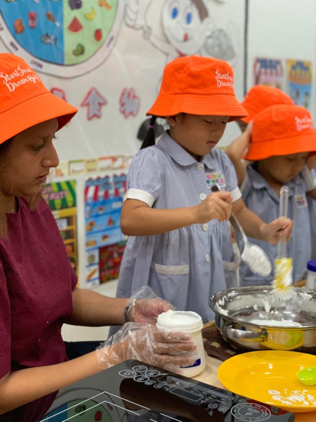Kiddiwinkie Schoolhouse Novena 'Appreciation Day for our Everyday Heroes' — photo 17