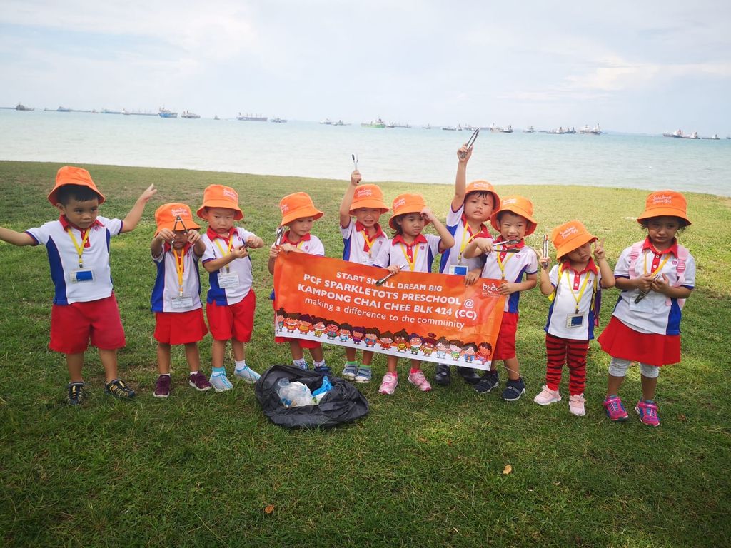 PCF Sparkletots Preschool @ Kampong Chai Chee 424 at East Coast Park: Eco-friendly picnic + beach clean up — photo 1
