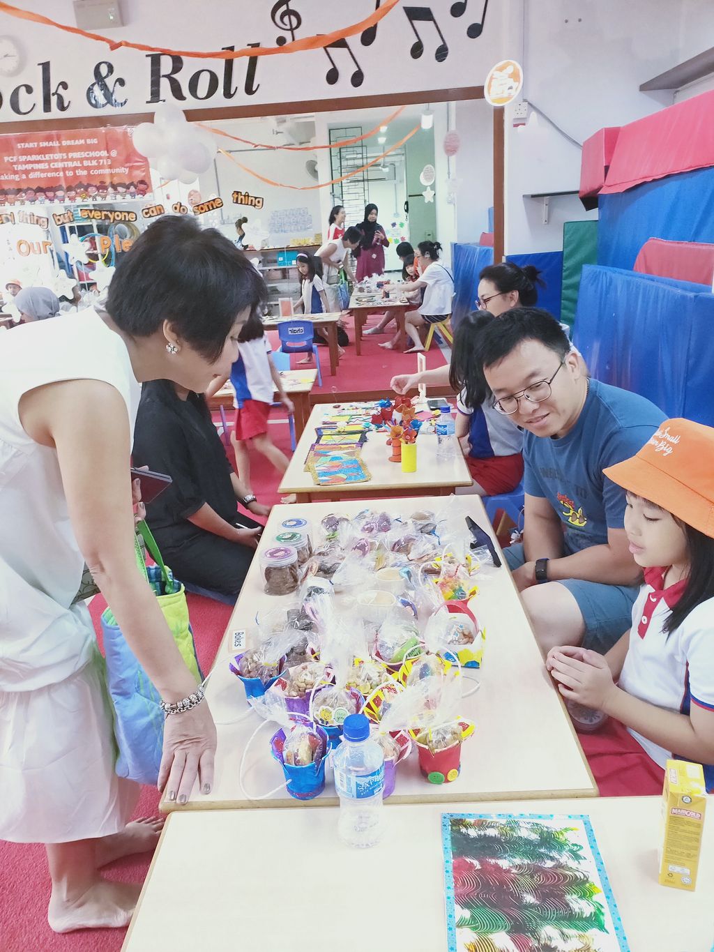 Parents Teachers Meet cum Crafts/Bake Bartertrade 2019 — photo 5