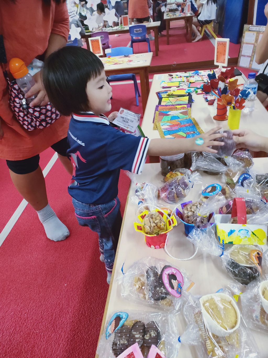 Parents Teachers Meet cum Crafts/Bake Bartertrade 2019 — photo 6
