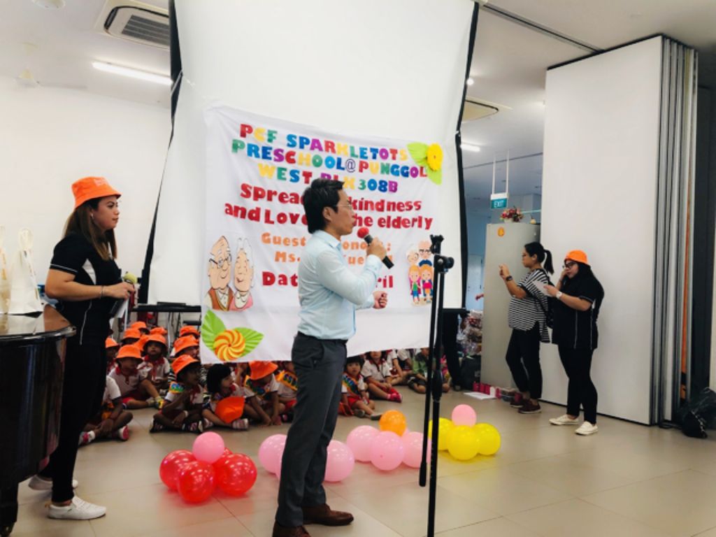 Spreading Love and Kindness to the Elderly ( April 23, 2019)