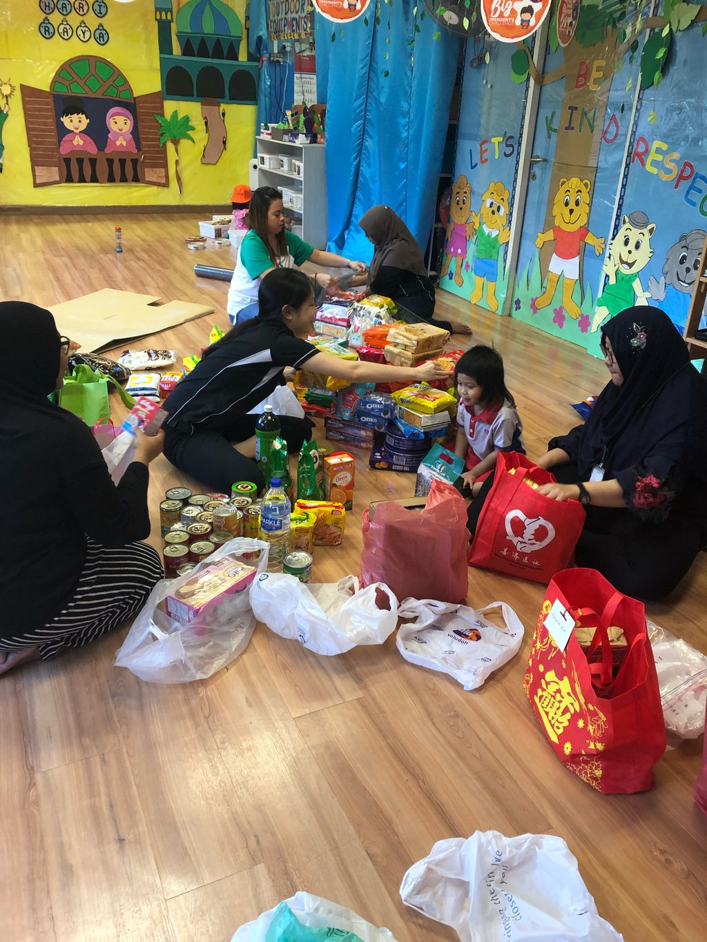 Spreading Love and Kindness to the Elderly ( April 23, 2019) — photo 5