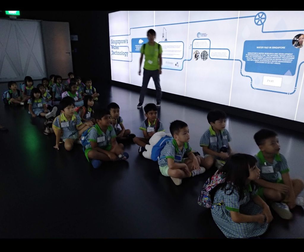 Pariposa Preschool Field Trips - Longkang Fishing and PUB NEWater plant — photo 1