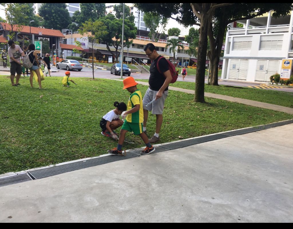 Pariposa Preschool Community Involvement Programs - Keep Clean, Singapore Beach Clean Up 2019 and LitteRally event — photo 3