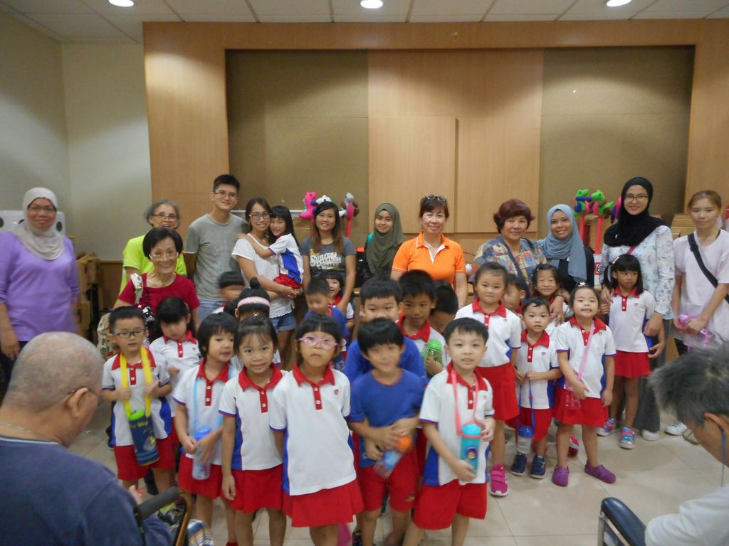 Start Small Dream Big PCF Sparkletots Preschool@Tampines Changkat Blk112 2nd Phase : Visit to Orange Valley Nursing Home @Simei — photo 2