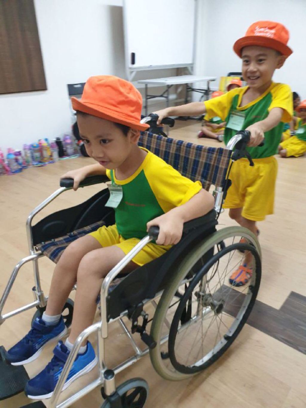 TOUCH Child Care (Hougang & Clementi) – Care for Elderly: Meals-on-Wheels programme with TOUCH Home Care (THC) — photo 3