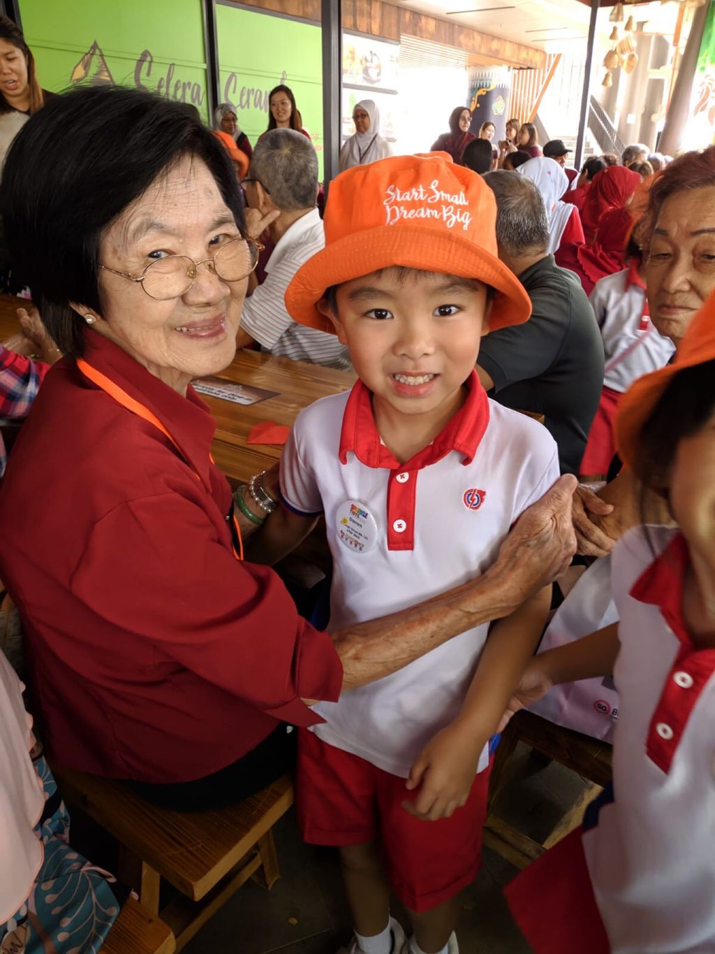 NDOC with elderly @ Wisma Geylang Serai — photo 2