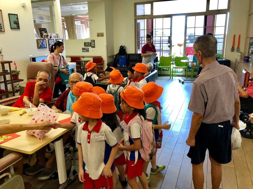 K2 Children In Action! Spreading Love and Kindness - Creating Memories with the Elderlies @ Ren Ci Nursing Home (Ang Mo Kio) — photo 7