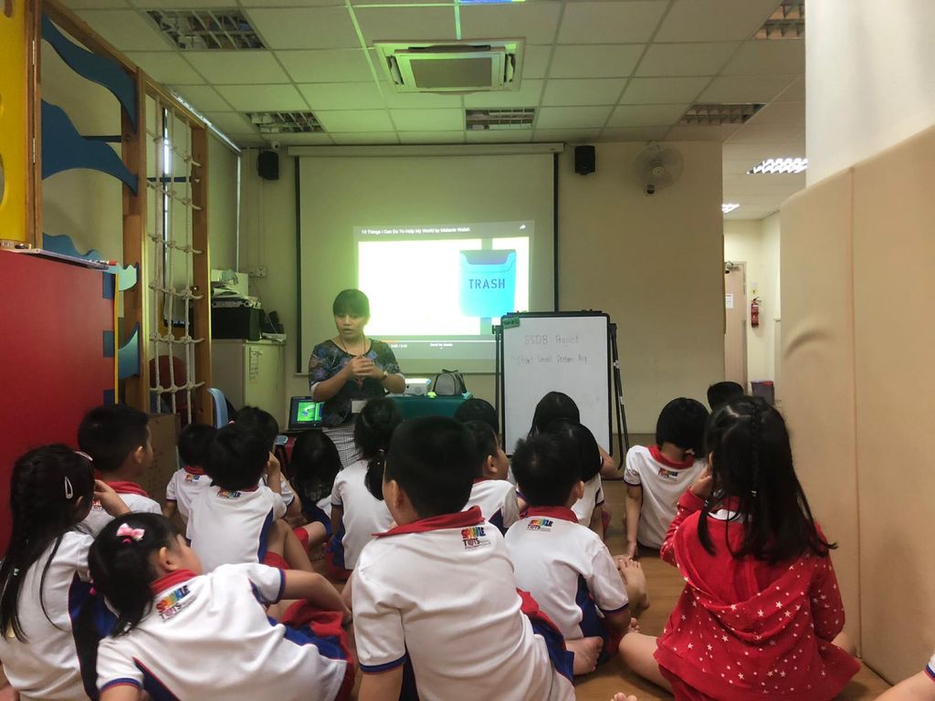 "Learn from Our Past, Dream of Our Future" @Toa Payoh West Balestier Blk 45 DS — photo 1