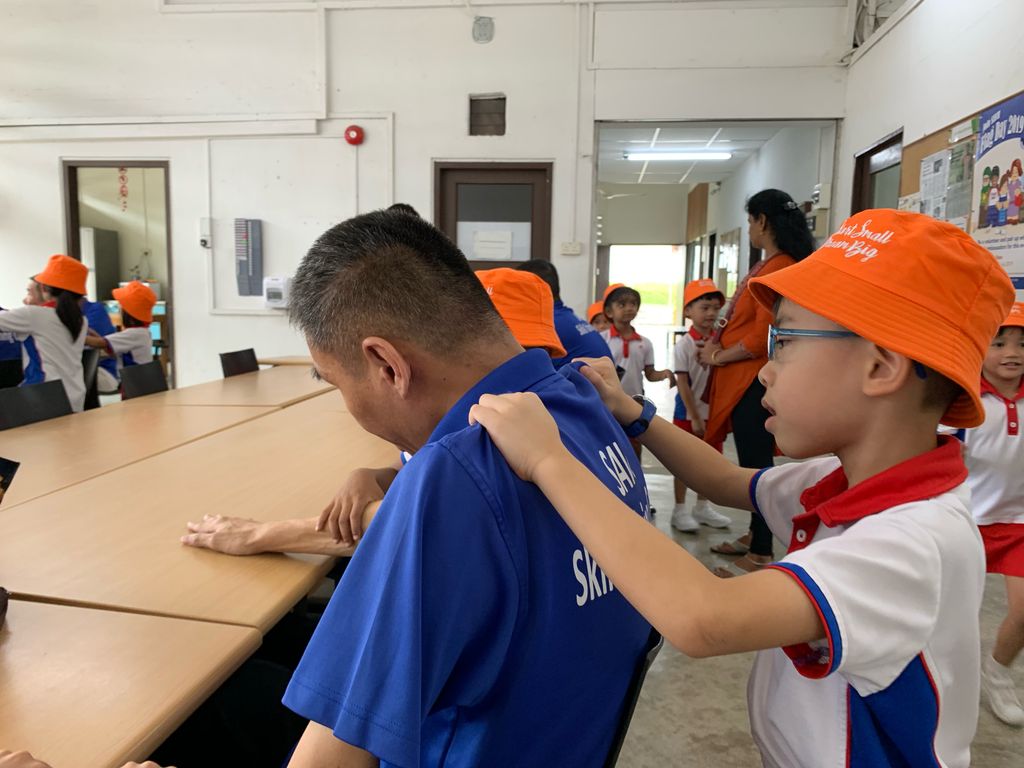 Showing Kindness Heart to Heart (Story 4: Community Involvement at SAVH)