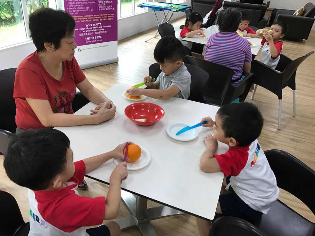 SSDB 'I Can Help' AceKidz@Jurong sharing session with Econ Life — photo 3