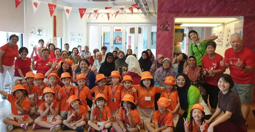 Jw4 SSDB FINALE-NDP Bicentennial Celebration with the Elderly@Adventist Active Centre — photo 1