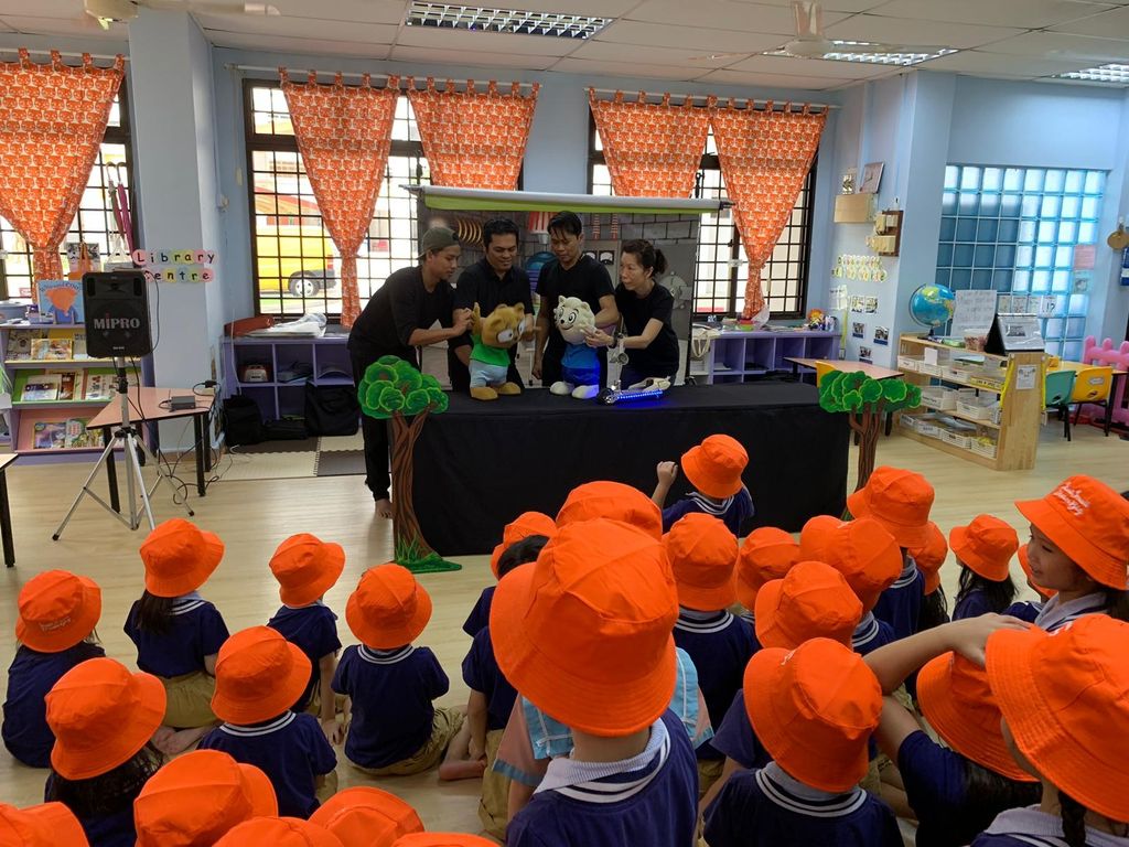 Kindness Puppet Show — photo 2