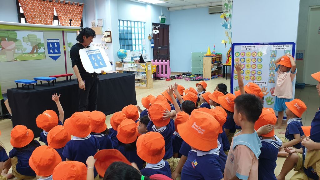 Kindness Puppet Show — photo 3