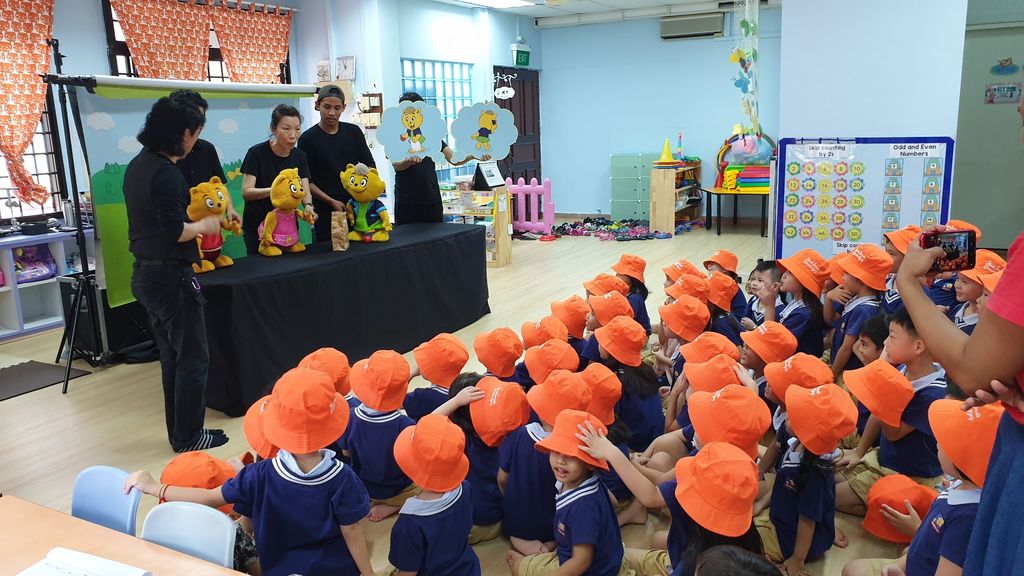 Kindness Puppet Show — photo 4