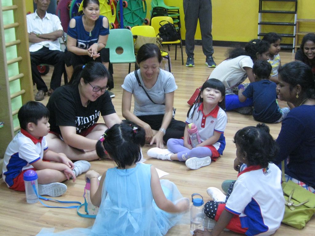 Learn from Our Past, Dream of our Future Launching Party — photo 2
