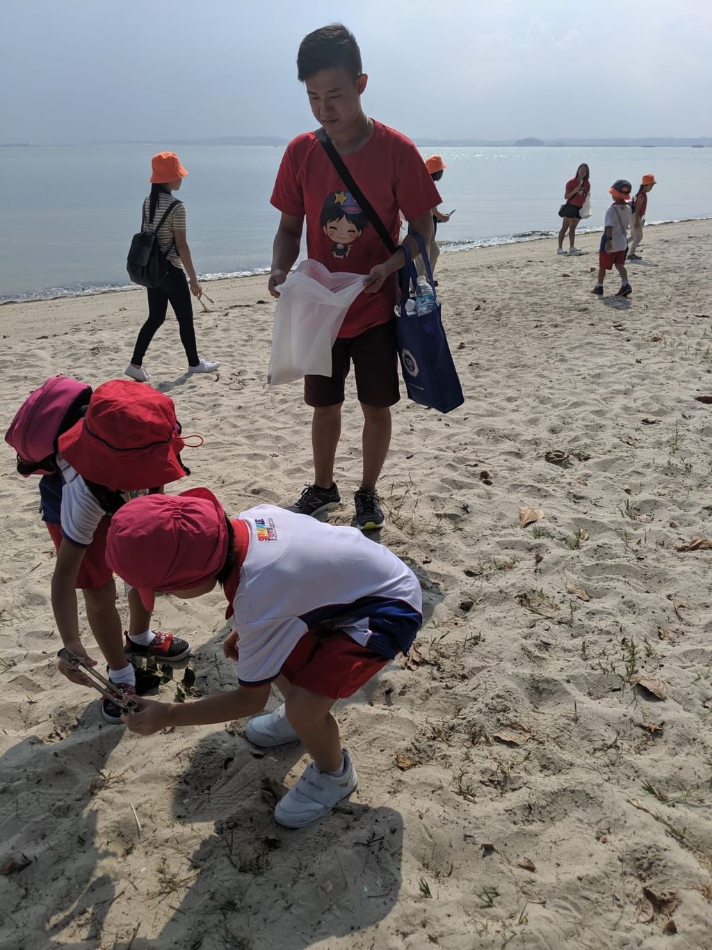 PCF Sparkletots Preschool @ Kampong Chai Chee blk 424 Parental workshop cum beach clean up with Our Singapore Reefs — photo 1