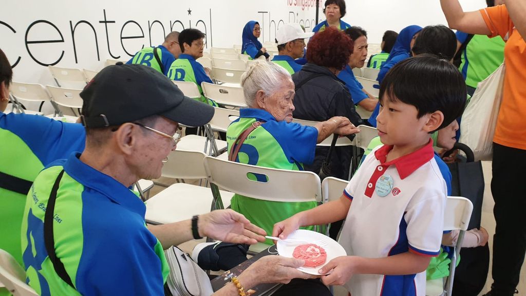 Bicentennial Experience with Ah Gongs & Ah Mas — photo 2