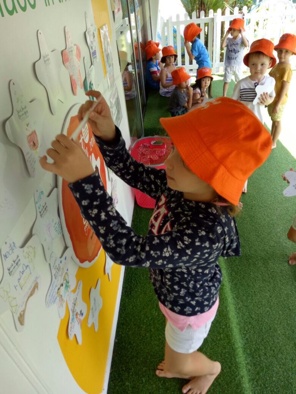 Sunflower Preschool @ Frankel , Three Generation Bonding and Beach Clean up. — photo 4