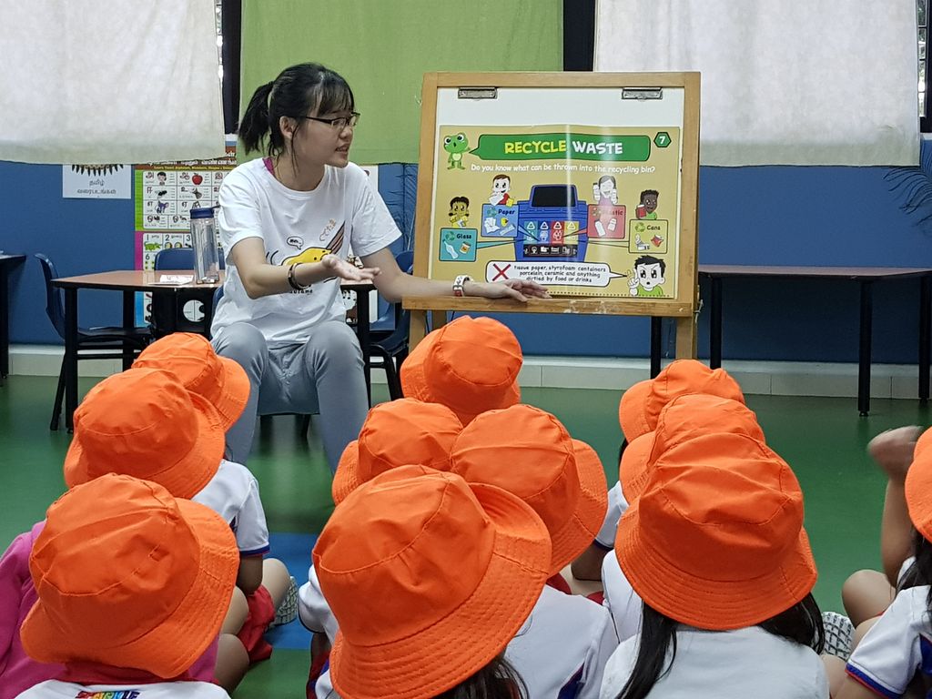 KU326 “Be A Green Champ, Keep The Environment Clean”: #3 - Collaboration with NEA (Talk & Storytelling on Environmental Issues) — photo 12