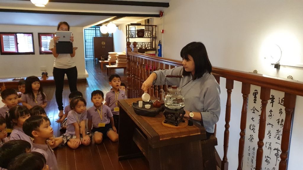 Cherie Hearts Kidz Campus @ Pasir Ris Elias Mall Event: “Excursion to Tea House” on 18 April 2019 (Thursday) and “Mother’s Day Celebrations” on 10 May 2019 (Friday) — photo 5