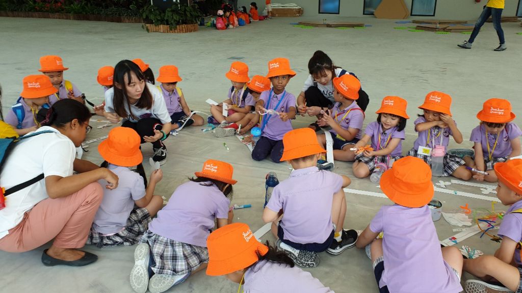 Cherie Hearts Kidz Campus @ Pasir Ris Elias Mall Start Small Dream Big 2019 – “Eco Kampung Carnival 2019” ​Date: Thursday, 25 April 2019 — photo 1