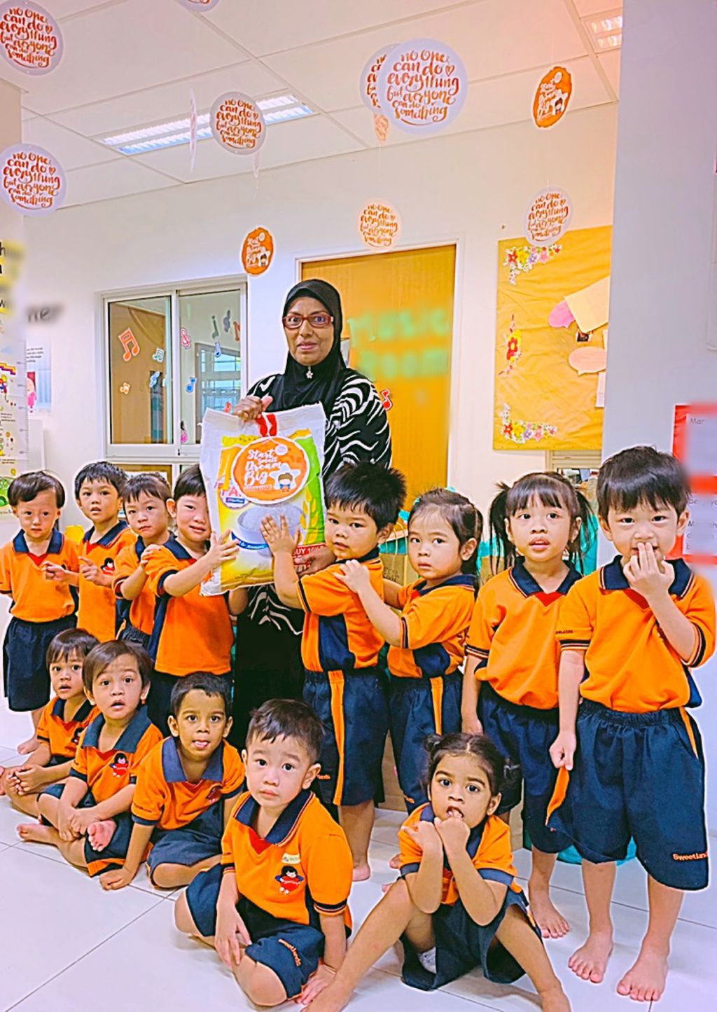Reaching out to the less fortunate — photo 1