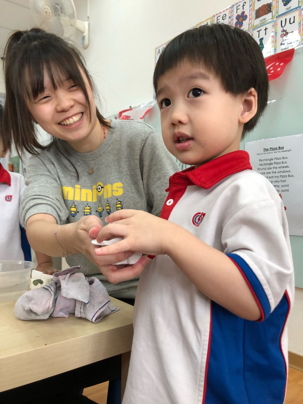 We love planting with our little hands❤️🙌🏻🌱 — photo 5