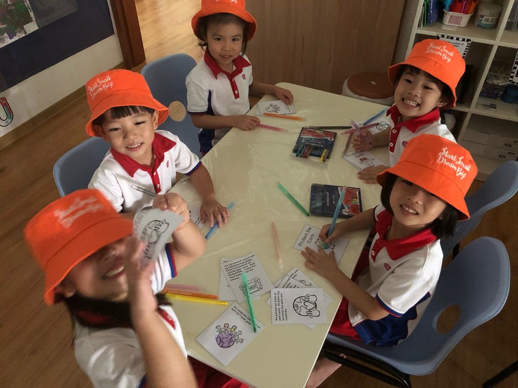 Earth’s Mini Superheroes - Earth day — photo 2