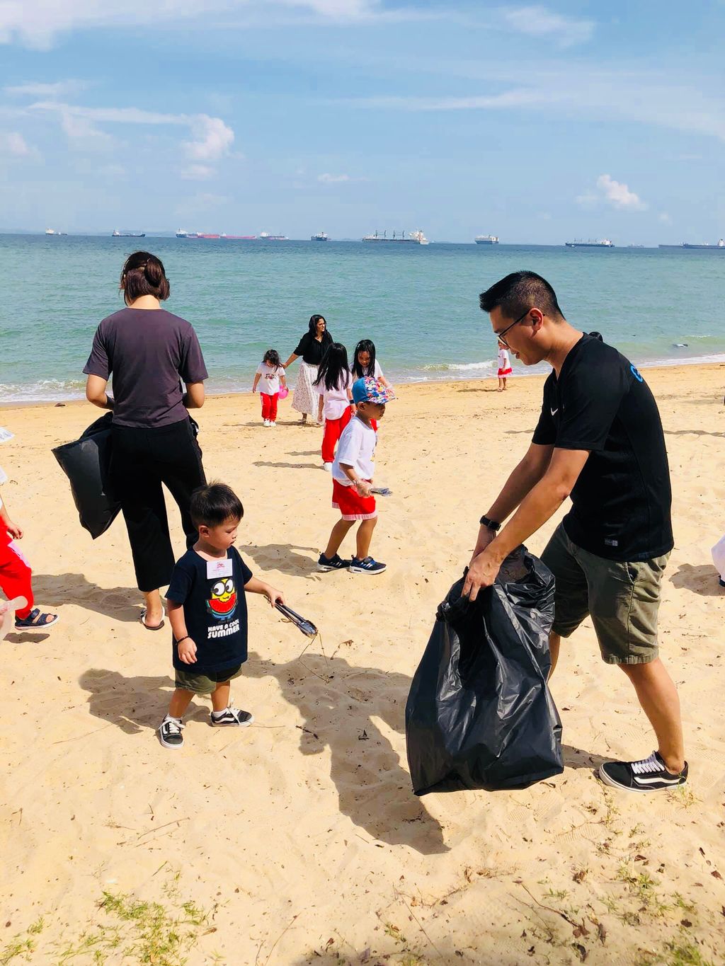 Marine Cove Beach Cleaning with our parents! — photo 19