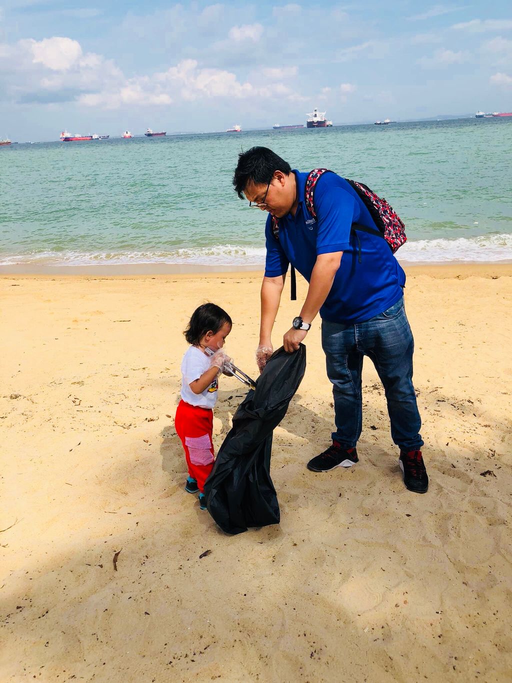 Marine Cove Beach Cleaning with our parents! — photo 21