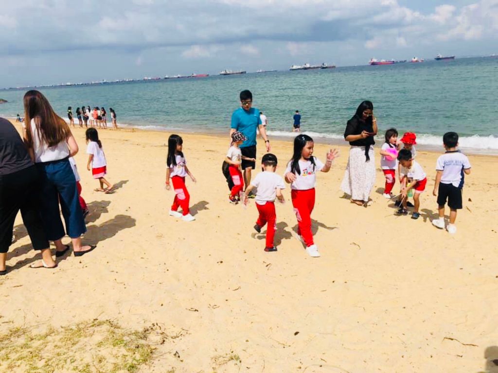 Marine Cove Beach Cleaning with our parents! — photo 24