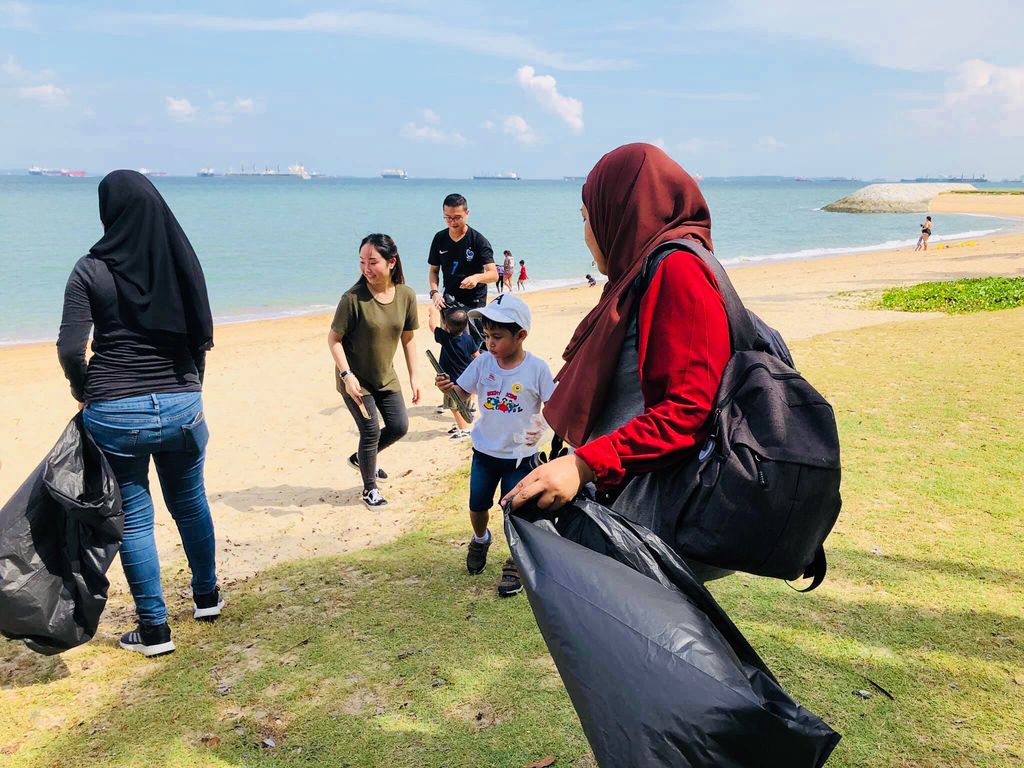 Marine Cove Beach Cleaning with our parents! — photo 25