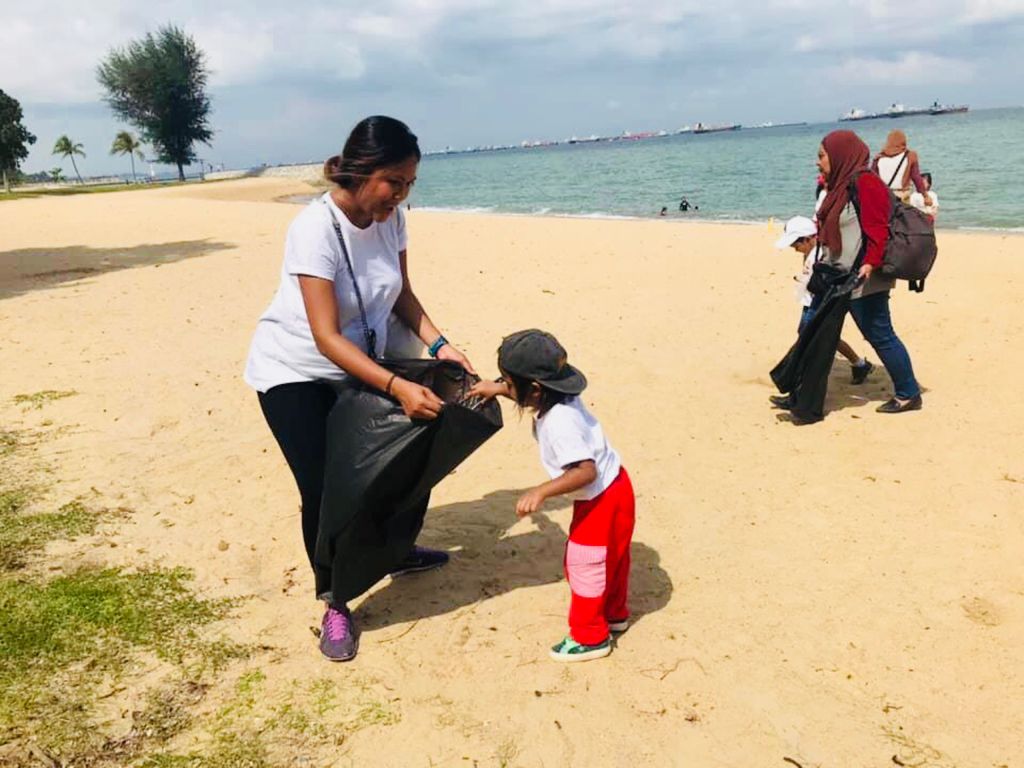 Marine Cove Beach Cleaning with our parents! — photo 26