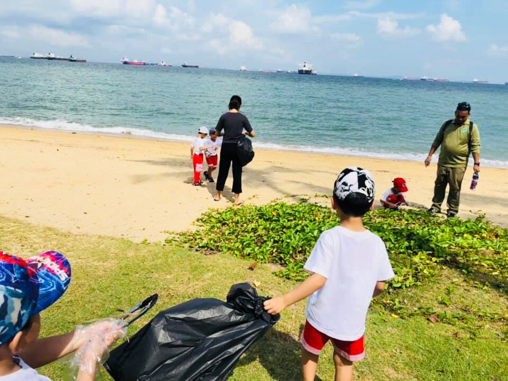 Marine Cove Beach Cleaning with our parents! — photo 29