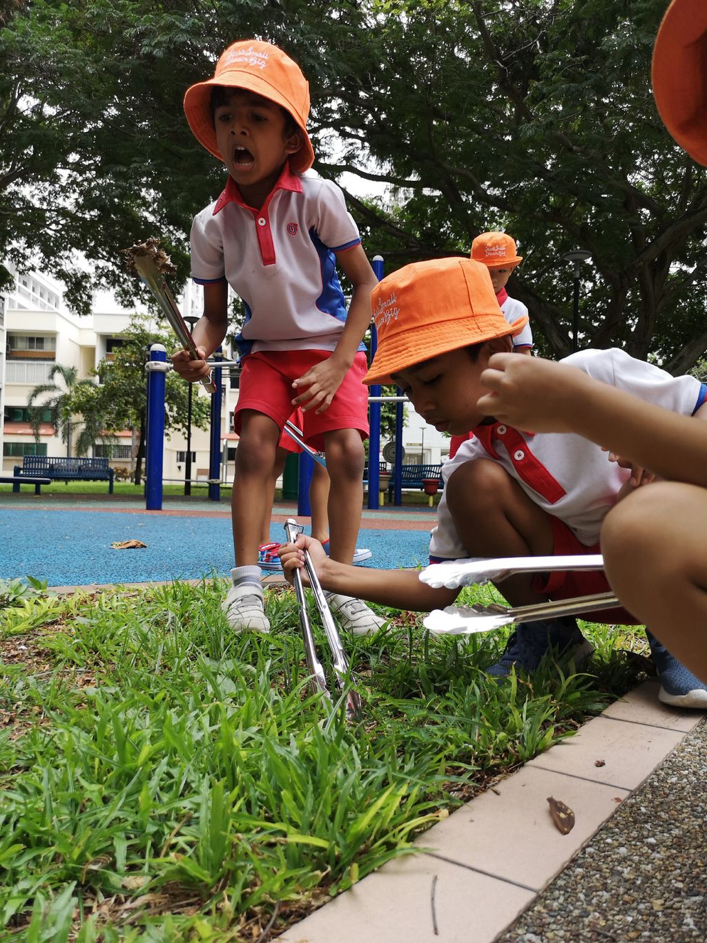 KU326 “Be A Green Champ, Keep The Environment Clean”: #4 - Litter Picking & IGP integration — photo 5