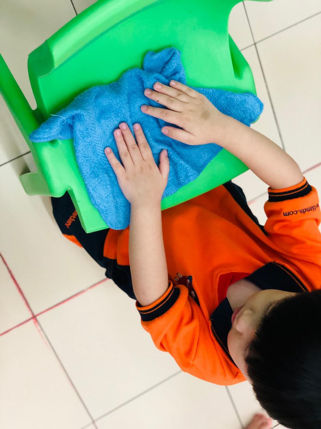 Spring Cleaning in School. — photo 13