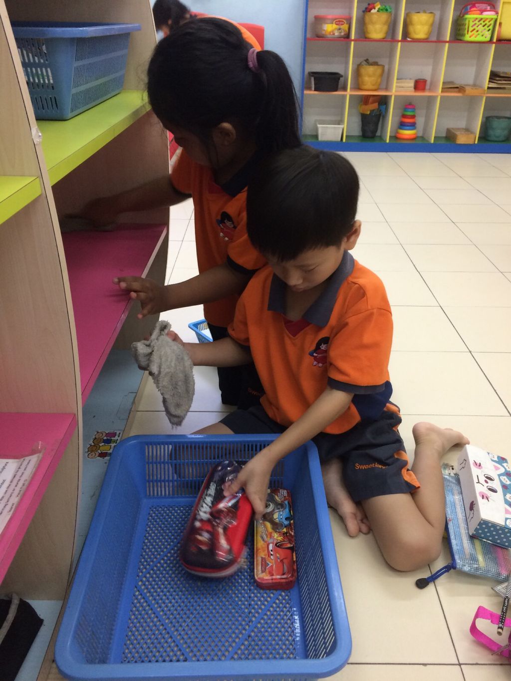 Spring Cleaning in School. — photo 15
