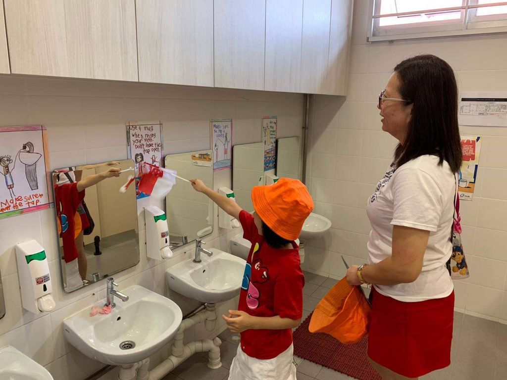 Involving Parents with Our K1 and K2 Water Ambassadors! — photo 3