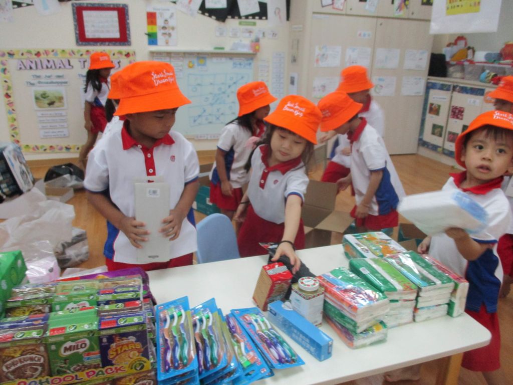 Contributing to our beneficiary – Bukit Batok Care Home
