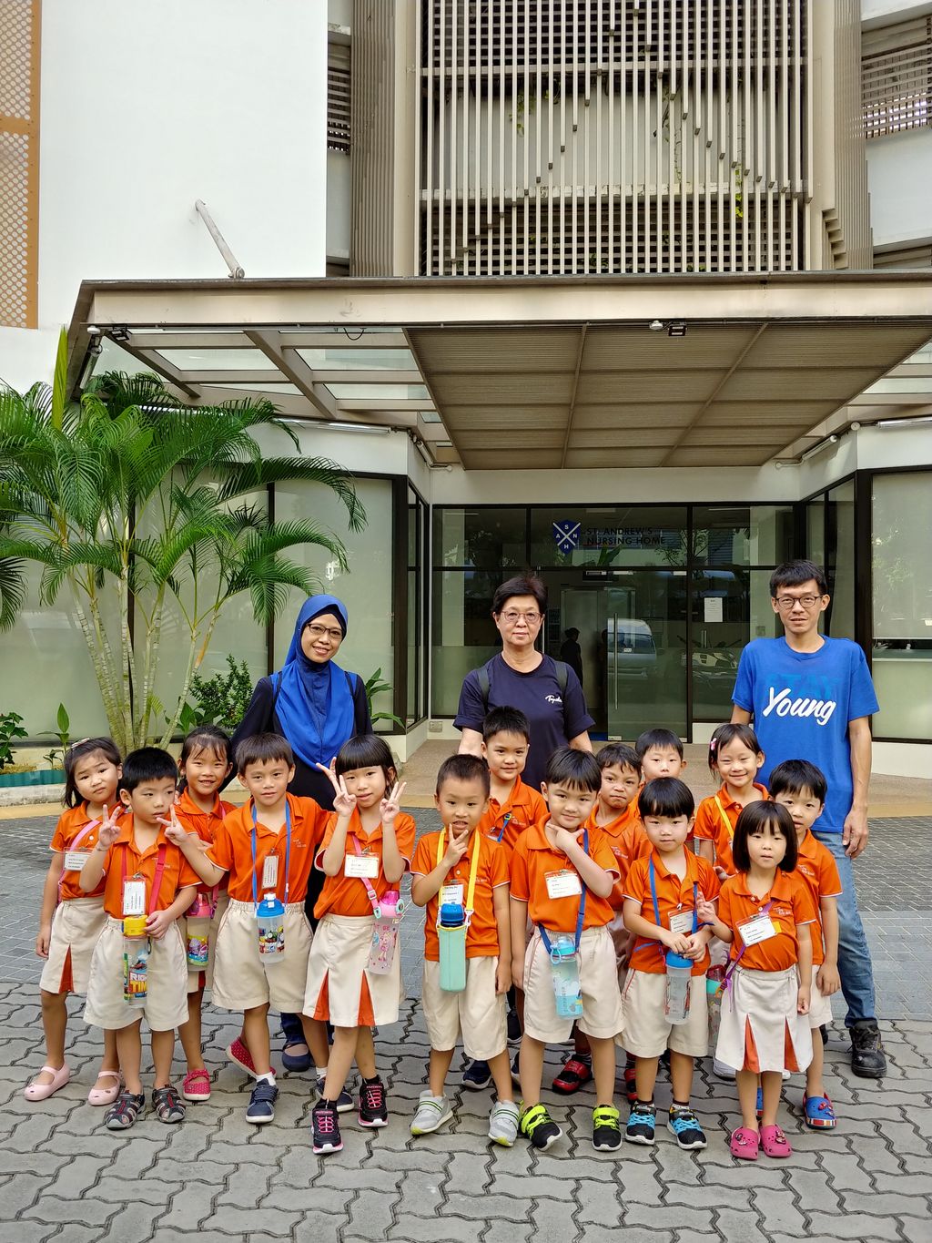 Bonding with residents at St Andrew's Nursing Home (Buangkok) — photo 5