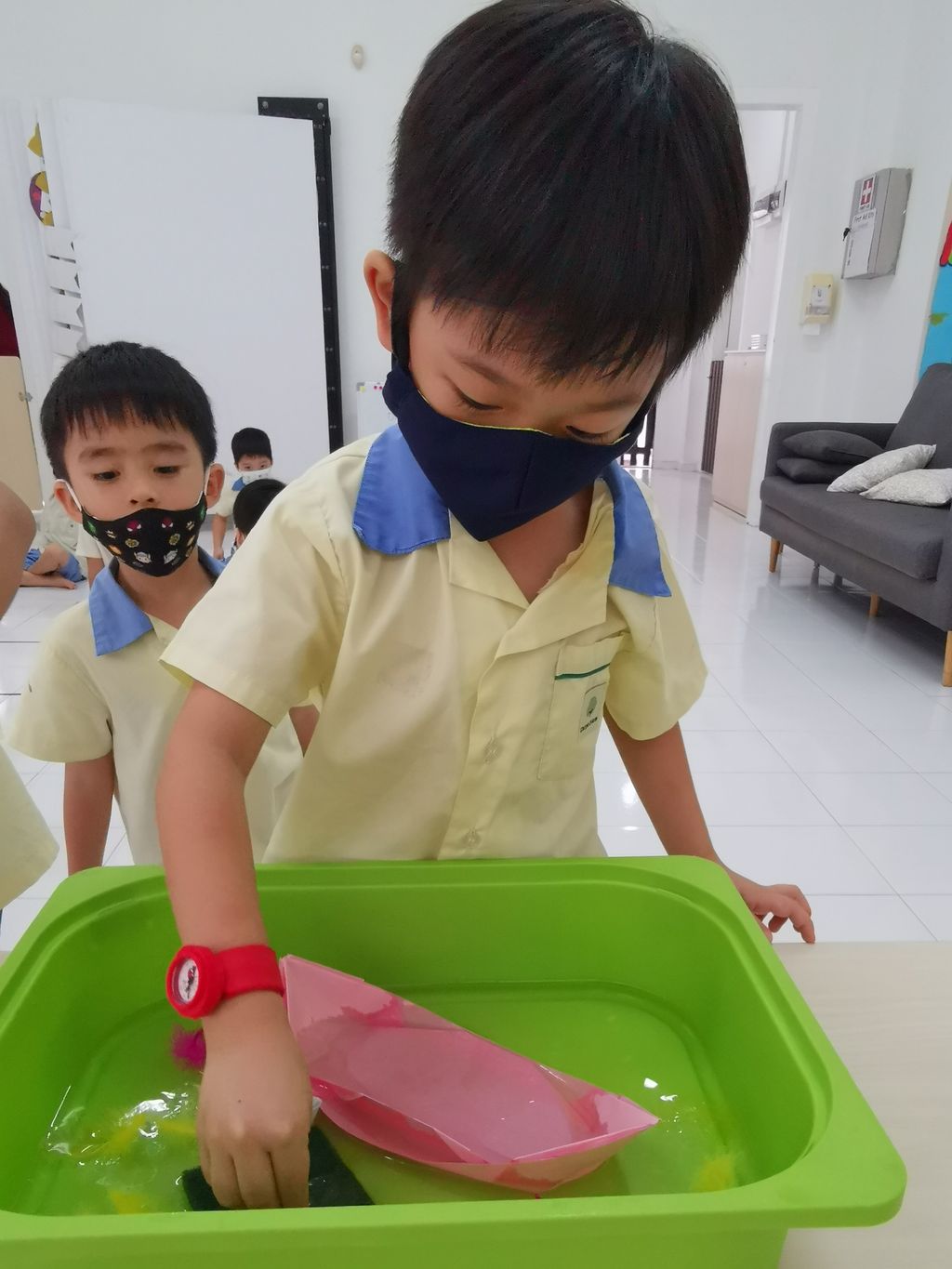 What are the causes of water pollution? How can we help? — photo 4