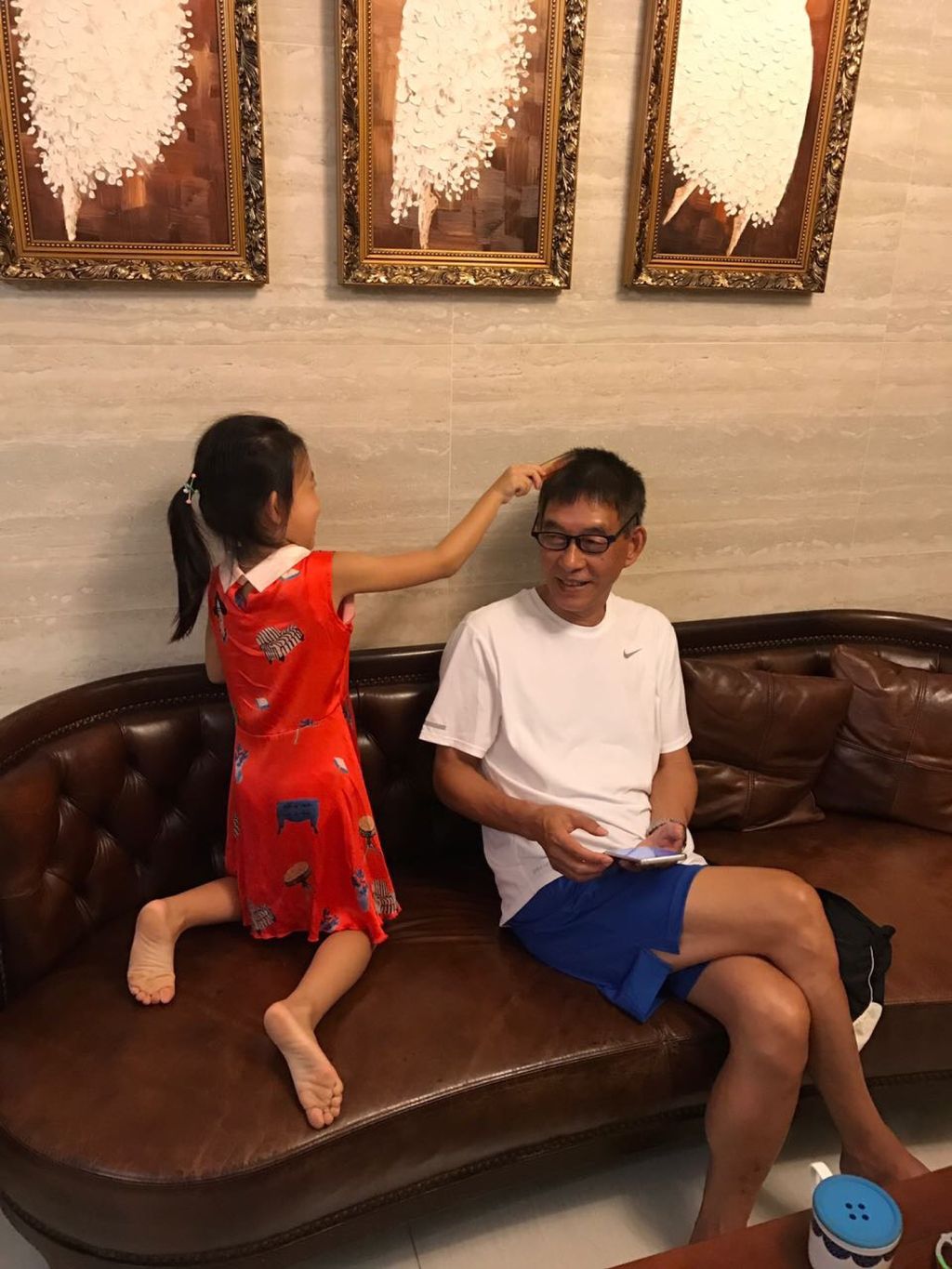 Start Small Dream Big Project, Phase 1: Showing kindness to the elderly in the family and public — photo 10