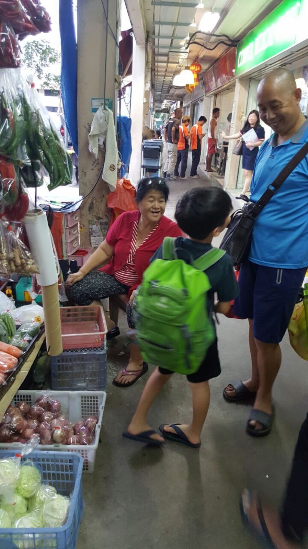 Start Small Dream Big Project, Phase 1: Showing kindness to the elderly in the family and public — photo 19