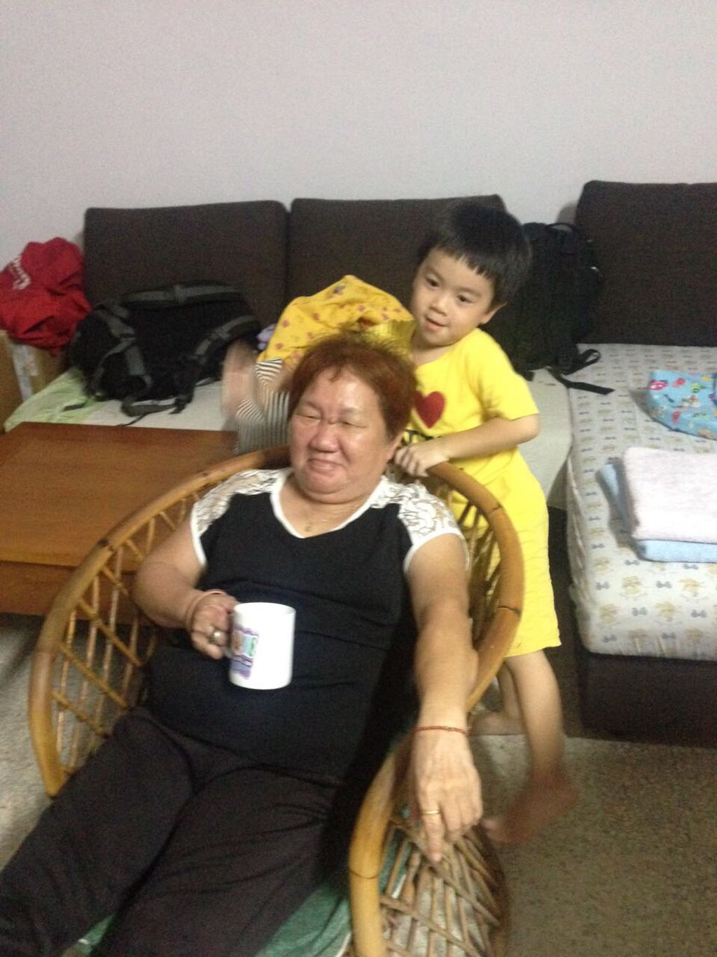 Start Small Dream Big Project, Phase 1: Showing kindness to the elderly in the family and public — photo 27