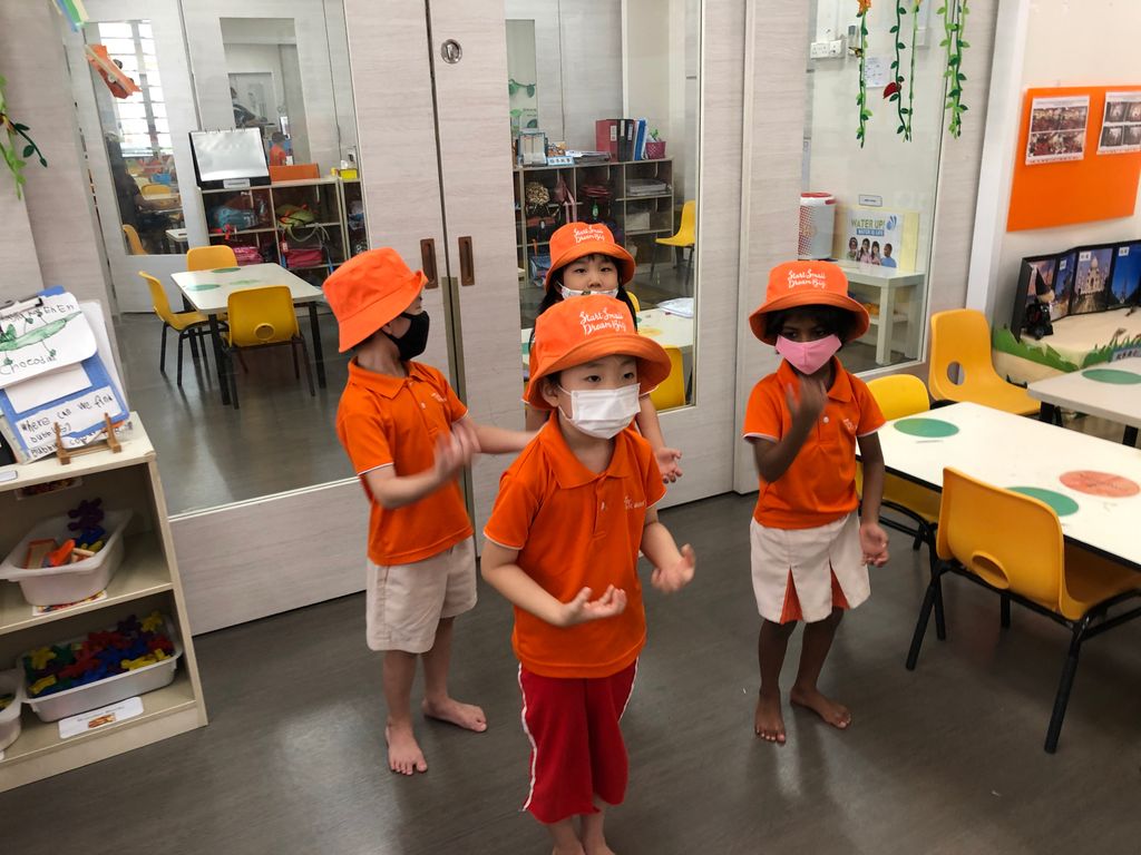 Children’s video performance for essential workers at Eldercare