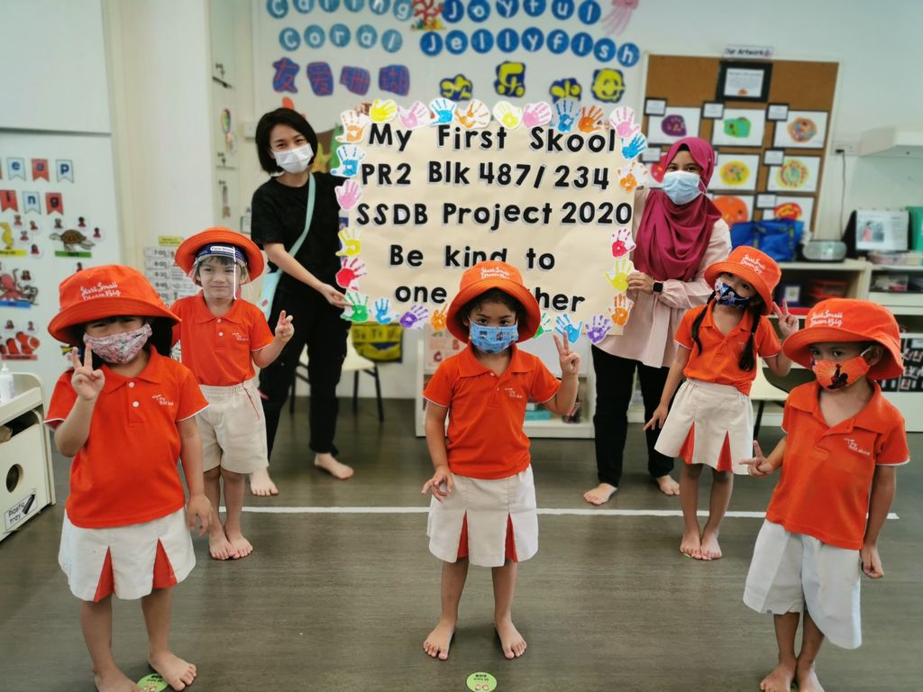 Kindness towards the foreign workers — photo 1