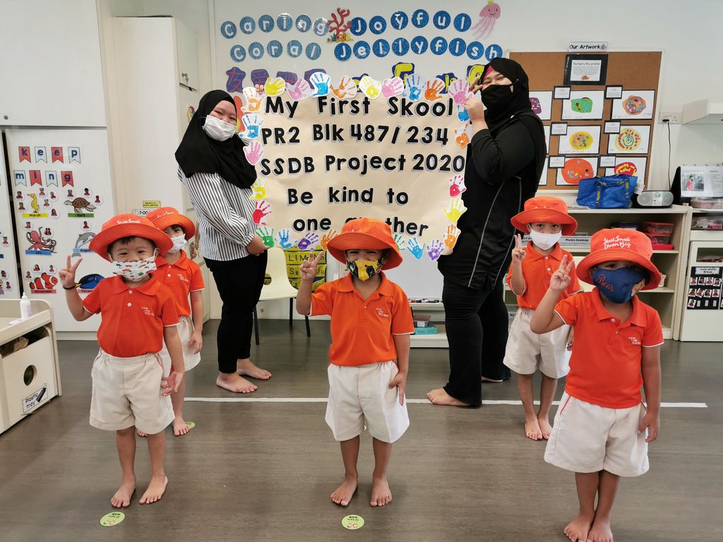 Kindness towards the foreign workers — photo 2